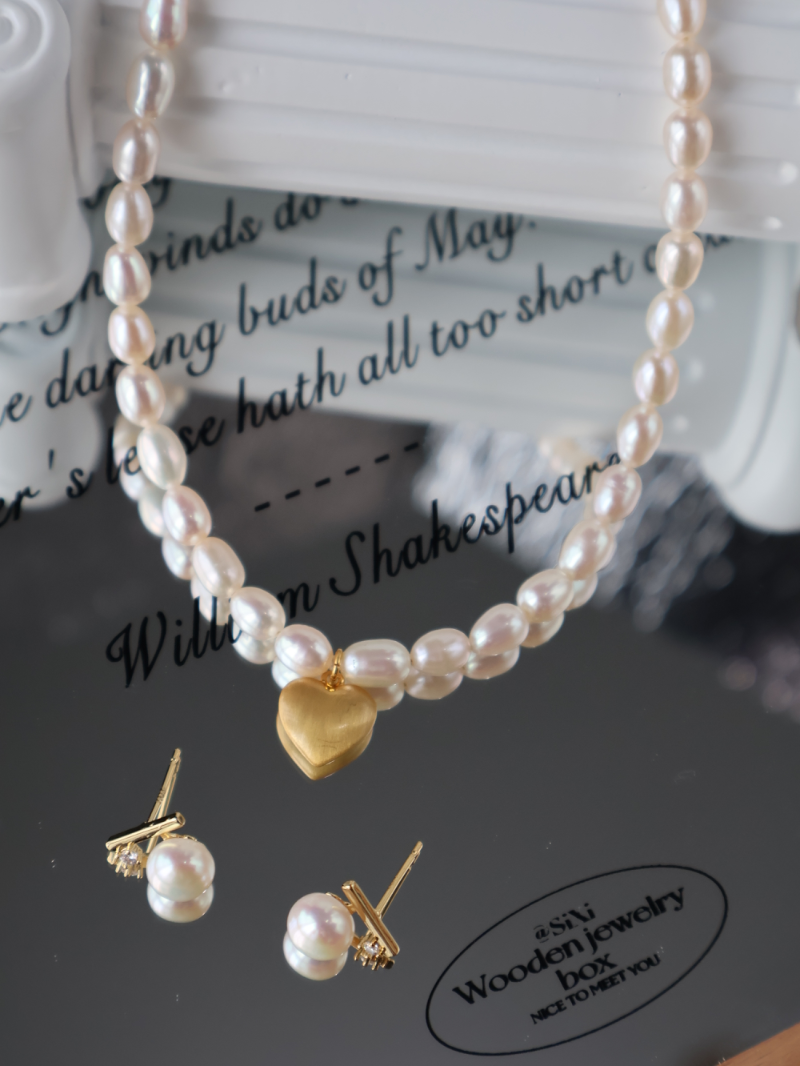Cherie Pearl Necklace image 8