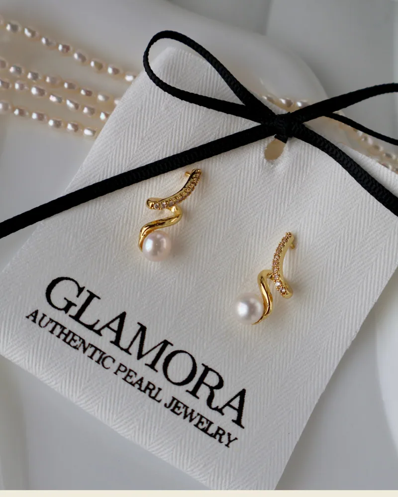A04 ต่างหูไข่มุกแท้ รุ่นGolden Twist เงินแท้S925 ชุบทอง18k image 11