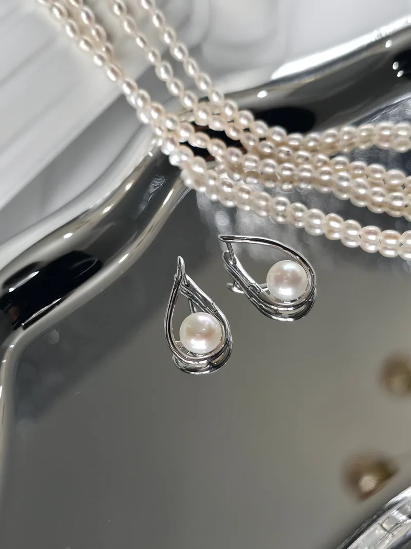 Silver Drop Pearl Earrings image 11