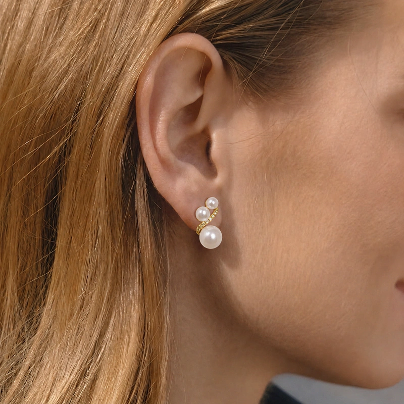 E14 ต่างหูไข่มุกแท้3เม็ด รุ่น The Golden Wave Pearl Earring ตัวเรือนเงินแท้ S925 ชุปทอง 18k — alternate view